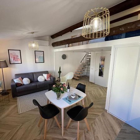Nice Renting - Massena - Loft - Heart Of Vieil Antibes - The Market With Sea View Exterior photo